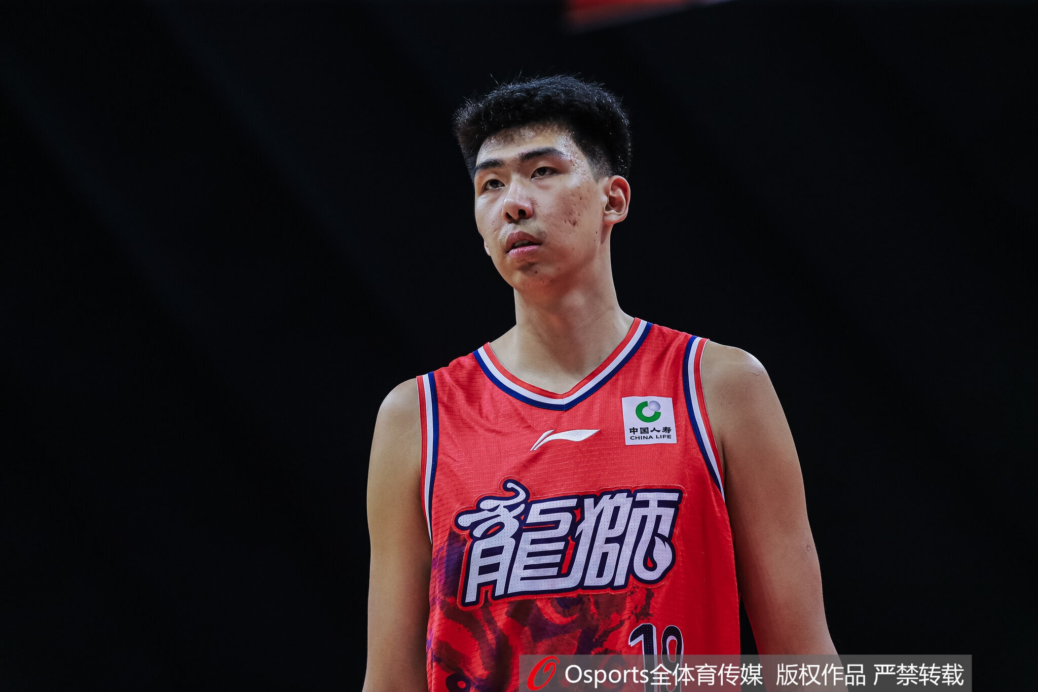 开云登录入口-媒体人：文班亚马当然只有一个 但2米26徐昕的灵活性怎能不算潜力
